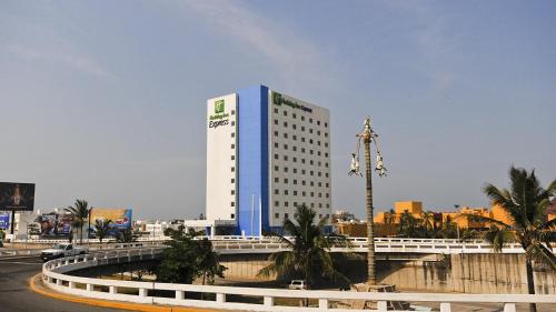 Boca del Rio Hotel | Holiday Inn Express Veracruz Boca del Rio by IHG