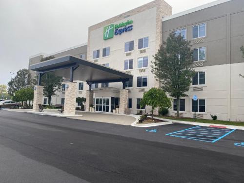 Wixom Hotel | Holiday Inn Express Wixom by IHG