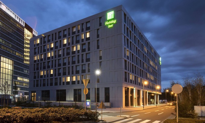 Frankfurt Airport Area Hotel | Holiday Inn Frankfurt Airport by IHG