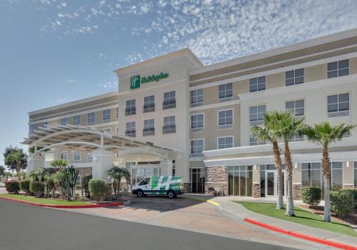Yuma Hotel | Holiday Inn Yuma by IHG
