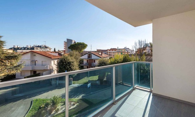 Lignano Sabbiadoro Apartment | Holiday apartment just 250 meters from the beach with dishwasher