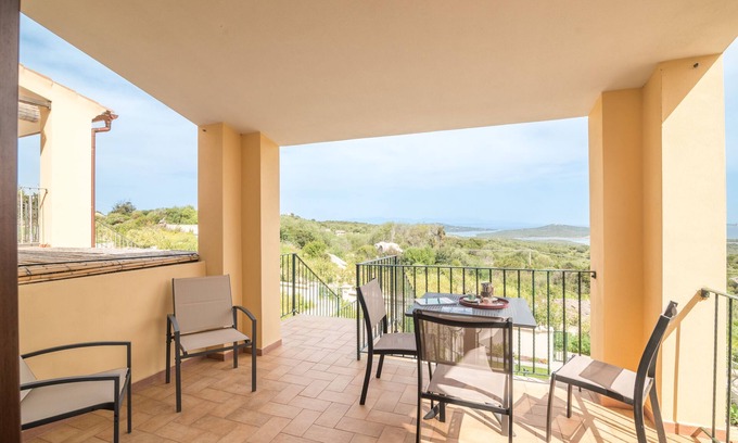 San Pasquale House | Holiday Home 'Dodi Uno' with Sea View, Wi-Fi and Air Conditioning