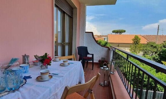 Torre del Lago Puccini Apartment | Holiday apartment Torre del Lago Puccini for 1 - 5 persons with 2 bedrooms - Holiday apartment
