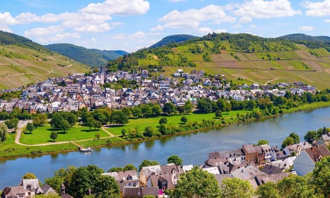 Kovenig Apartment | Holiday on the Moselle with large balcony an river view