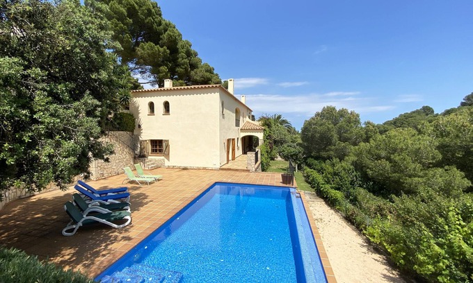 Aiguablava House | Holiday rental villa with swimming pool in Begur, Sa Tuna
