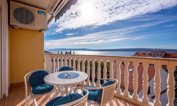 Crikvenica Apartment | Holidays in Crikvenica - Dreamlike apartment only 60 m from the sea