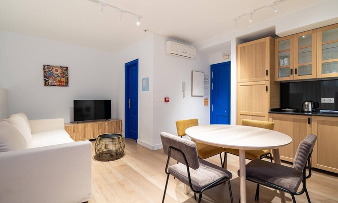 La Trinidad Apartment | Holidays2Malaga Juan de Mena Semi