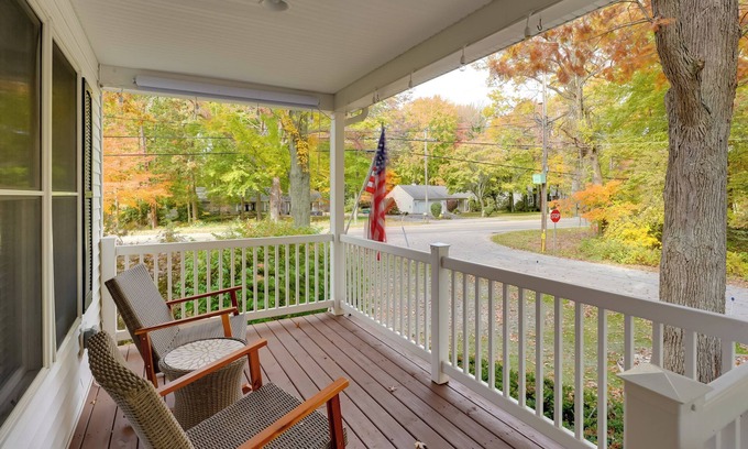 Holland House | Holland Home: Walk to the Beach!