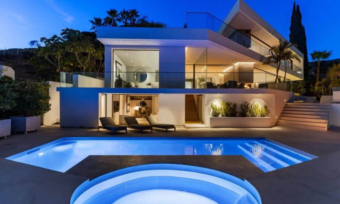 Hollywood House | Hollywood Hills Designer Estate, Gated, Pool, with 270 Degree Views