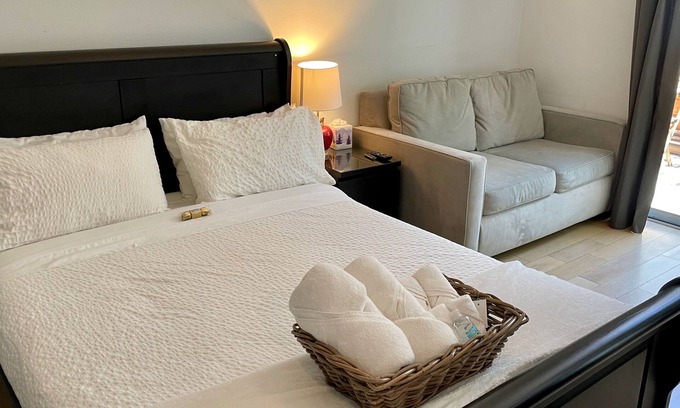 Hollywood Apartment | Hollywood's Suite