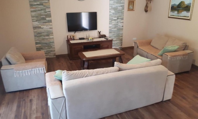 Prijevor House | Home Šćekić