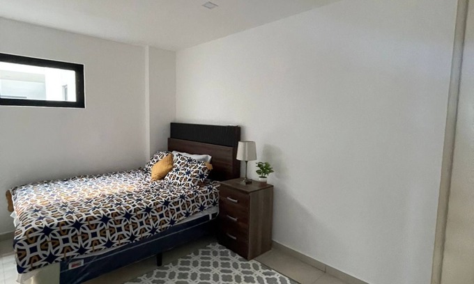 San Salvador Apartment | Home away from home with a view!n