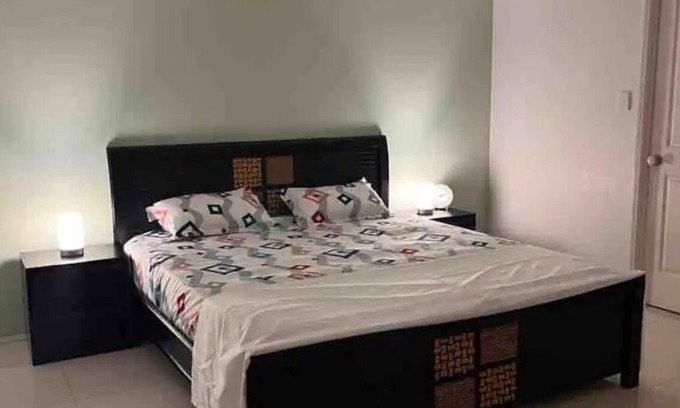 Calamvale House | Home away from Home