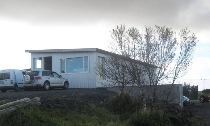 Rangarþing eystra Apartment | Home away from home on an active Icelandic farm - privat 4 persons guesthouse