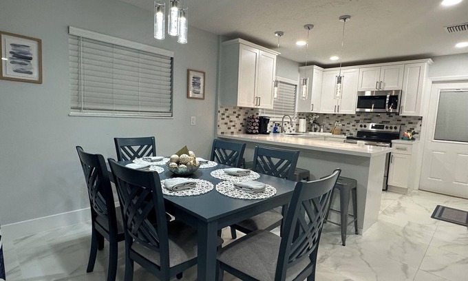 Florida Ridge House | Home Away From Home!