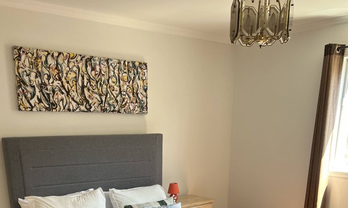 Cote-Saint-Paul House | Home in Mtl*1Br*Canal Lachine*DT