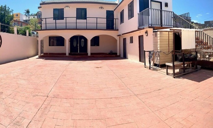 Ensenada House | Home only 20 min from beach and 15min from centro