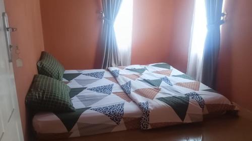 Bukittinggi House | Home Stay Datuak Tagana