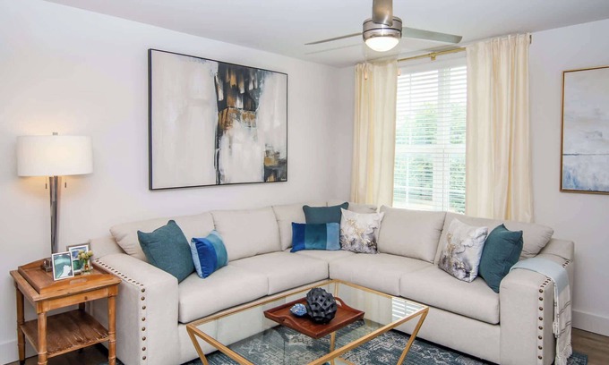 Oxford Apartment | Home Suite ‘Sip at 514 by Apex Short Term Stays