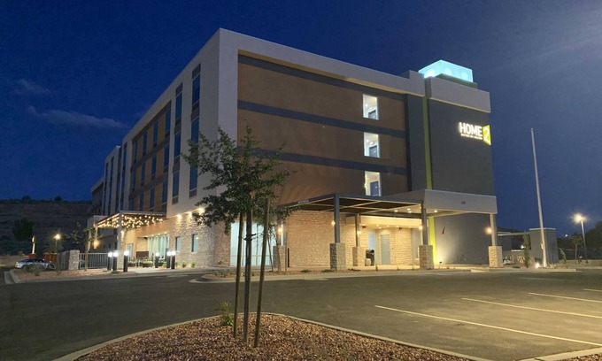 Page Hotel | Home2 Suites by Hilton Page Lake Powell