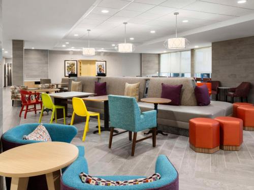 Loughman Hotel | Home2 Suites by Hilton Orlando South Davenport