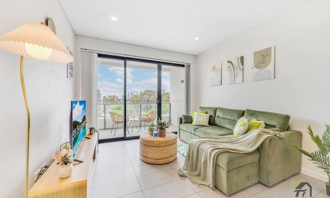 Homebush Apartment | Homebush市中心三房公寓,方便出行与购物