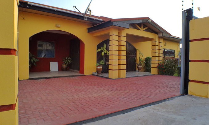 Teshie House | HomefromHome - We aim to please. Luxury large family house in safe East Legon