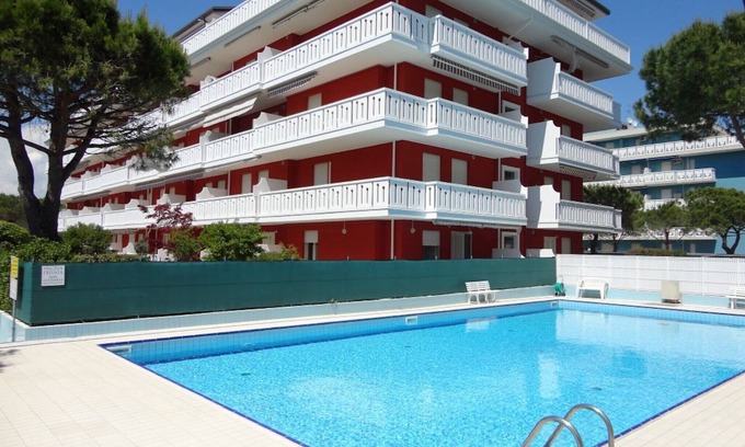 Porto Santa Margherita Apartment | Homely apartment for up to 6 guests with pool