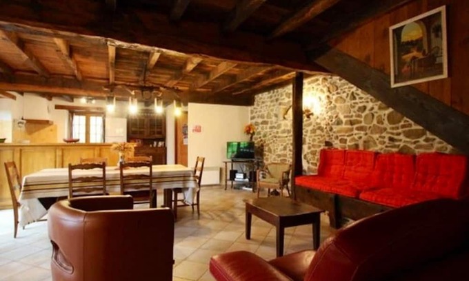 Saint-Etienne-de-Baigorry House | Homerez - House in Saint-Étienne-de-Baïgorry