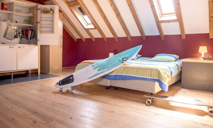 Peniche de Cima House | Homerez - 100m from the beach! Exceptional house for 3 pers. in Peniche
