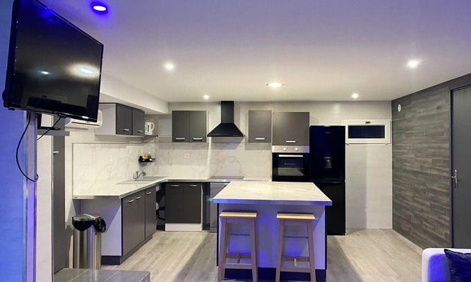 Fenay Apartment | Homerez - Amazing appartement for 8 ppl. with terrace at Fénay