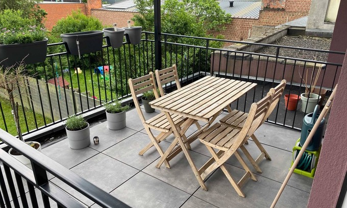 Haren Apartment | Homerez - Apartment in Evere with Terrace - 74 m²