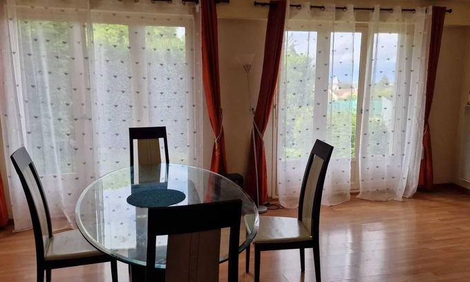 Vaujours Apartment | Homerez - Apartment in Vaujours