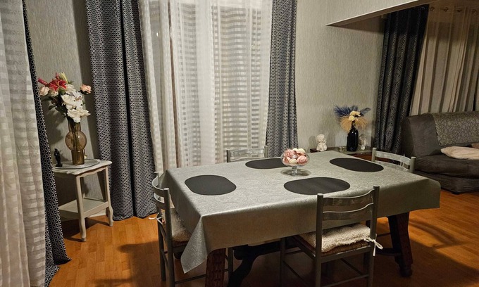 Magny Apartment | Homerez - Apartment with Balcony in Metz