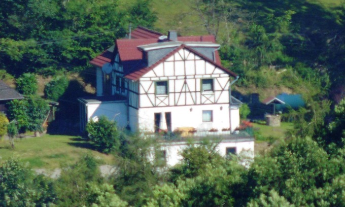 Waldbreitbach Apartment | Homerez - Appartement for 4 ppl. with jacuzzi and terrace at Waldbreitbach