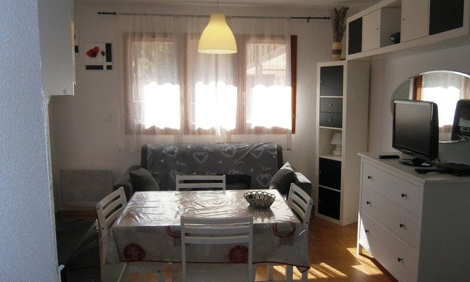 La Joue du Loup Apartment | Homerez - Apt. Dévoluy mountain view
