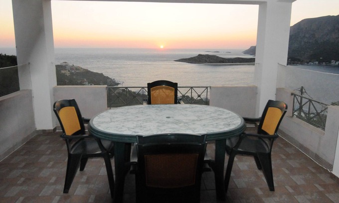 Mirties House | Homerez - Beautiful house for 4 ppl. with terrace at Mirties