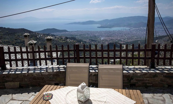 Makrynitsa House | Homerez - Big house 6 km away from the beach for 10 ppl. with sea view at Volos