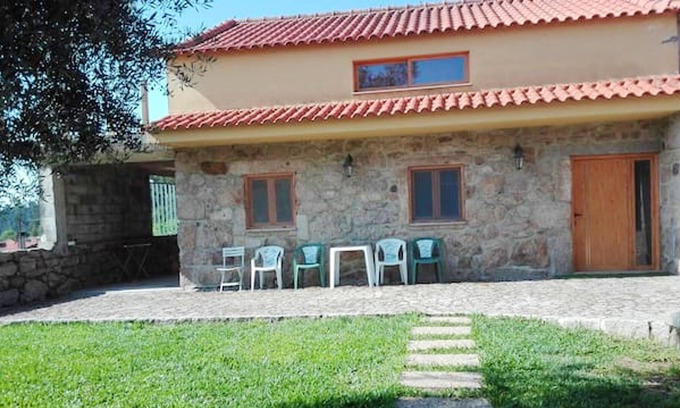 Cossourado e Linhares House | Homerez - Big house for 9 ppl. with garden, terrace and balcony at Cossourado