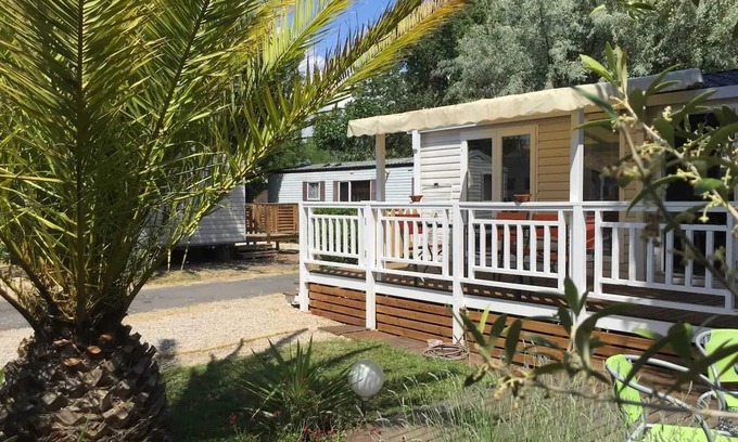 Vias House | Homerez - Comfortable bungalow near Vias with shared pool
