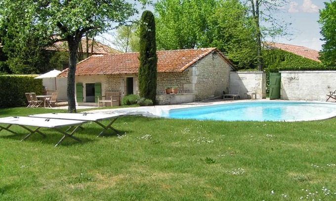 Bellon House | Homerez - Family House in Bellon, private pool 200m²