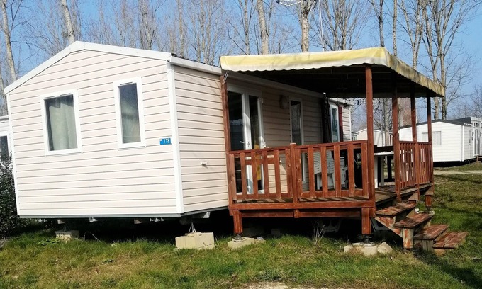 Onzain House | Homerez - Great bungalow for 4 people. with access to pool in Veuzain-sur-Loire