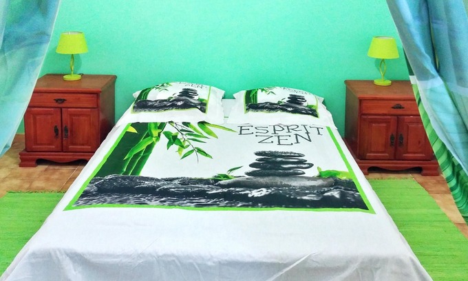 Cayenne House | Homerez - House 4 km away from the beach for 2 ppl. with garden at Cayenne