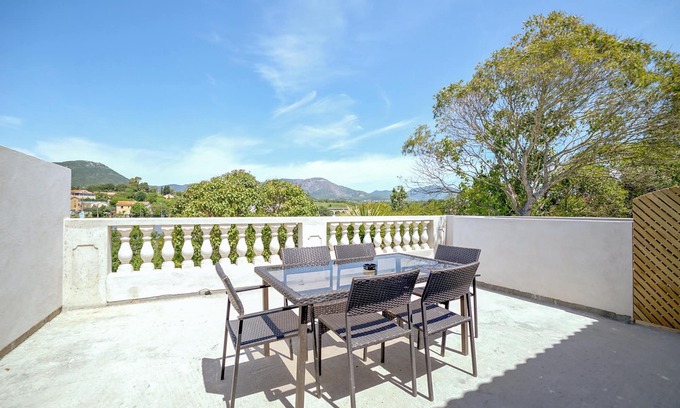 Mezzavia House | Homerez - House in Ajaccio with mountain views