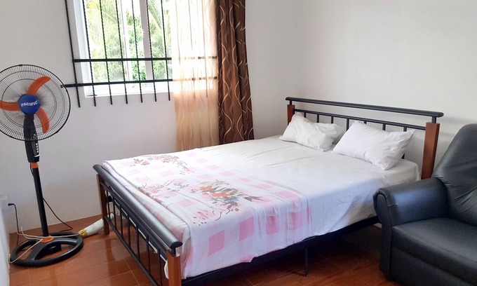 Flic-en-Flac Apartment | Homerez - Nice appartement 500 m away from the beach for 6 ppl. with shared pool