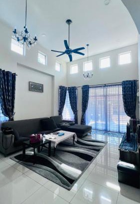Gua House | Homestay Anak Mem Senah in Muar