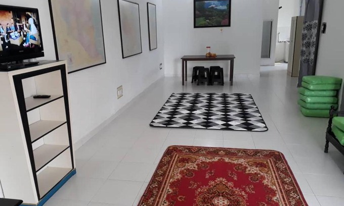 Balok House | Homestay Ibu Seberang Balok