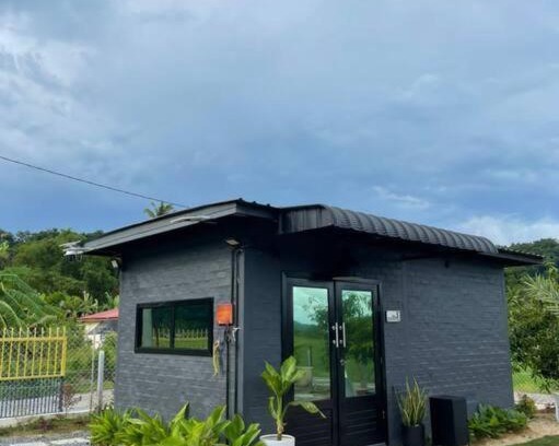 Kangar House | HOMESTAY KEBUN MANGGA HARUMANIS WAN PA(MOHD YATIM)