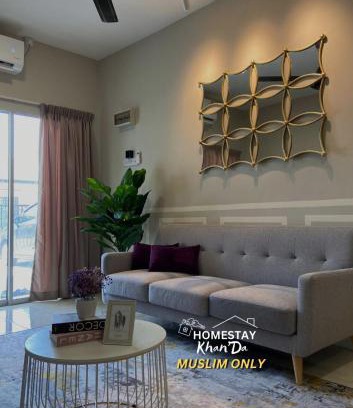 Durian Sebatang House | Homestay Khan'Da Teluk Intan