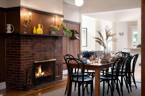 Hepburn Springs House | Homestead